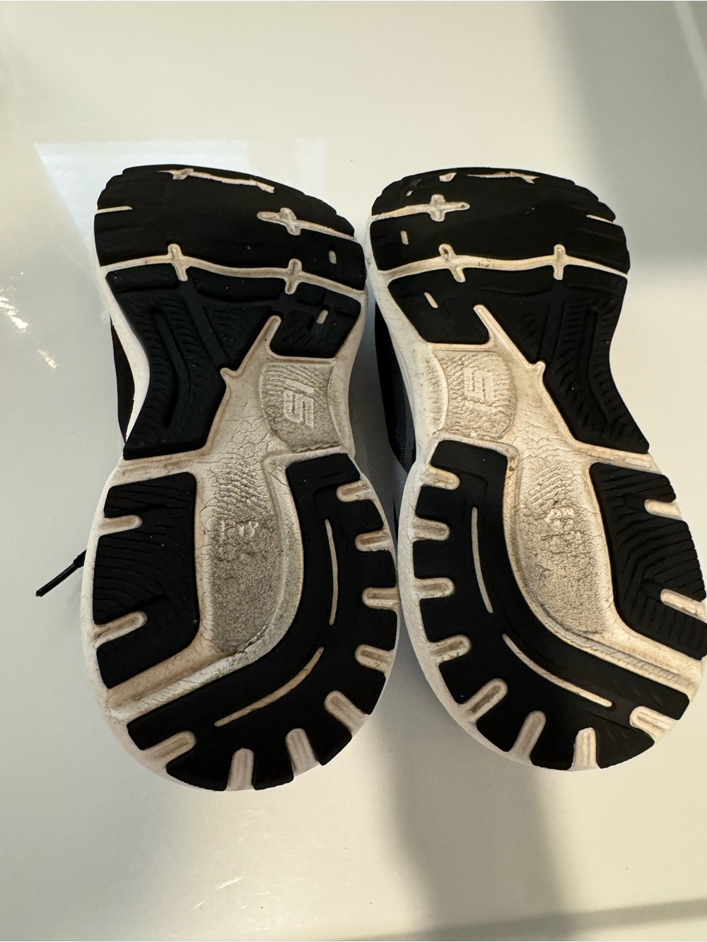 Brooks Women's Ghost 15 Running Shoe - Picture 7 of 7